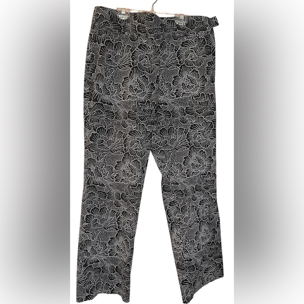 NWT Sigrid Olsen 16 geometric Artsy Flat Front slacks Dress Pant Zip Black White